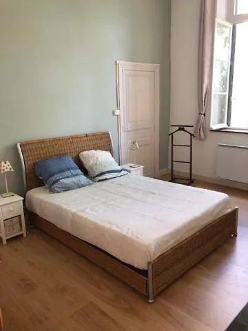 Tranquille Et Chaleureux Lägenhet